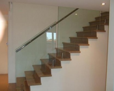 ff stair spigots & round handrail